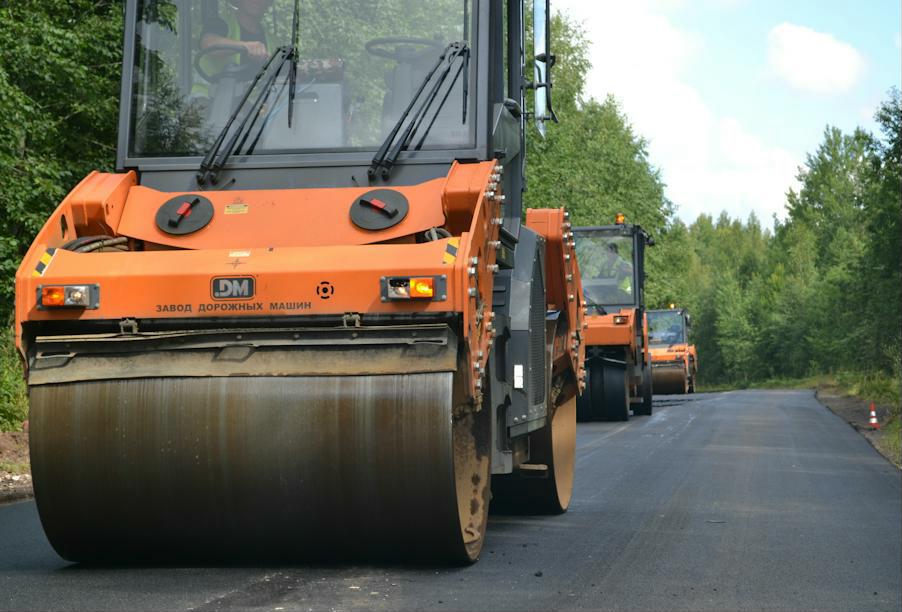 В Новгородской области благодаря нацпроекту в нормативное состояние привели порядка 510 км автодорог